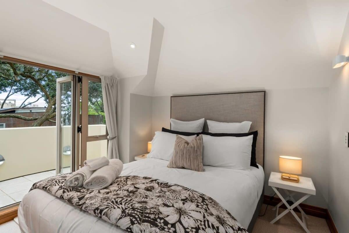 Takapuna Beachfront W Stunning Views Auckland Esterno foto